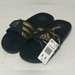 Adidas Adissage Slides Men’s Size 8 — Core Black/Metallic Gold/Core Black